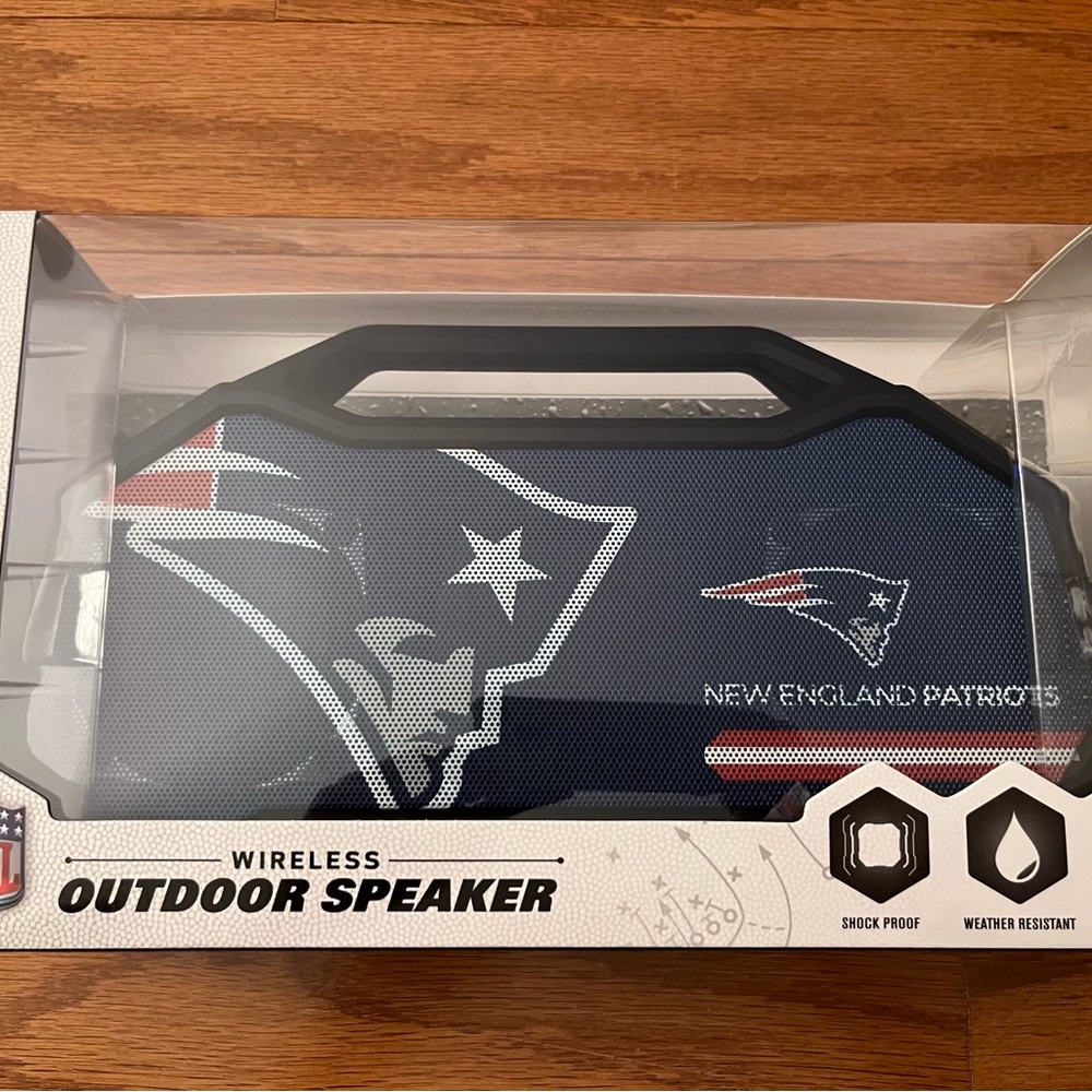 Shockbox XL NFL New England Patriots Wireless Bluetooth Speaker Outdoor NEW